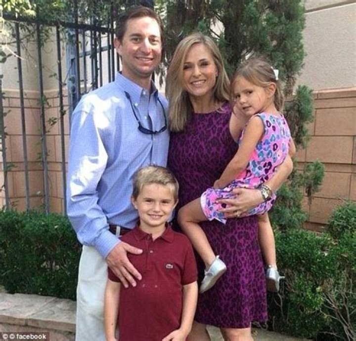 Howard Schultz Daughter
