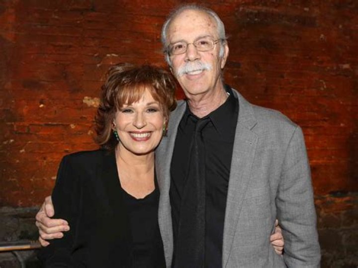 Joy Behar Husband Meet Steve Janowitz Bio, Age, Net Worth