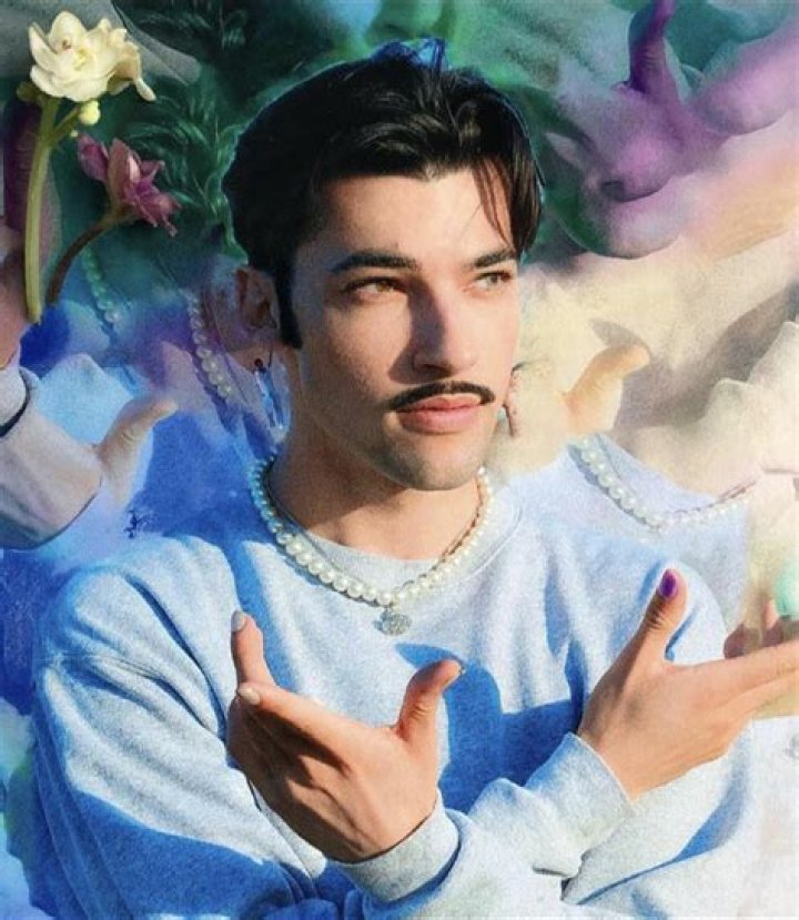 LoveLeo on Spotify