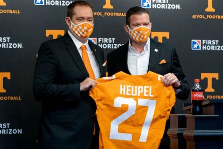 Who is Josh Heupel's Wife Dawn Heupel?